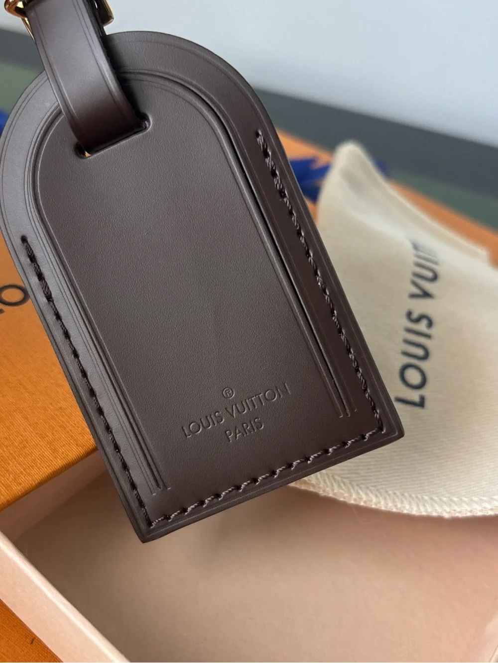 Louis Vuitton Brown Leather Luggage Tag with Gold Hardware